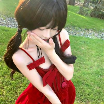 红衣少女